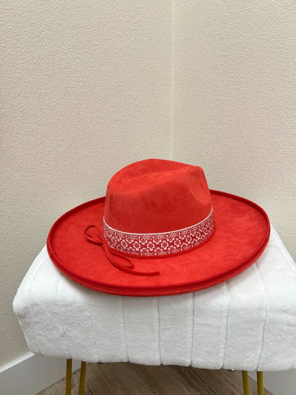 Red Wide Brim Fashion Hat